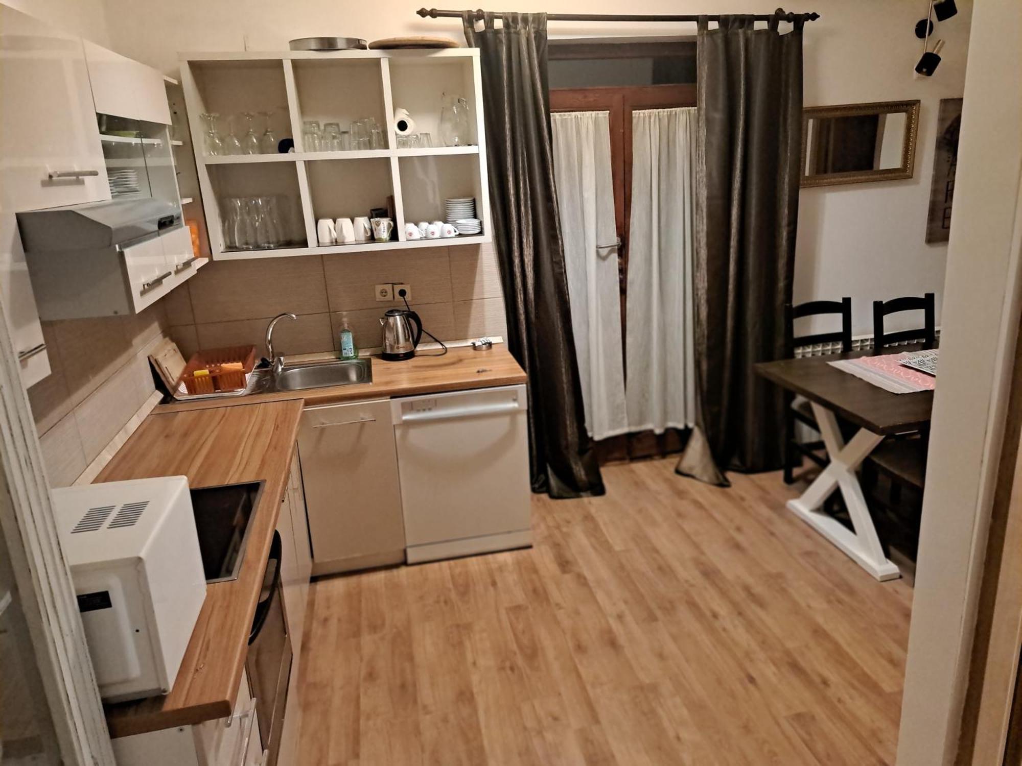 Zuki * Zagreb